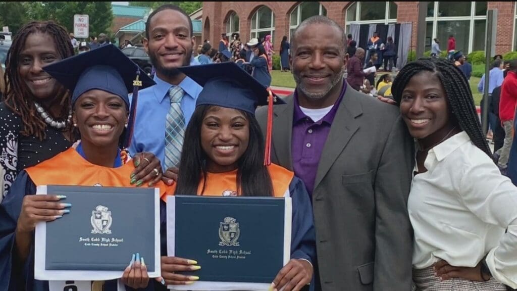 Mother, 3 daughters graduating from Georgia State on same day