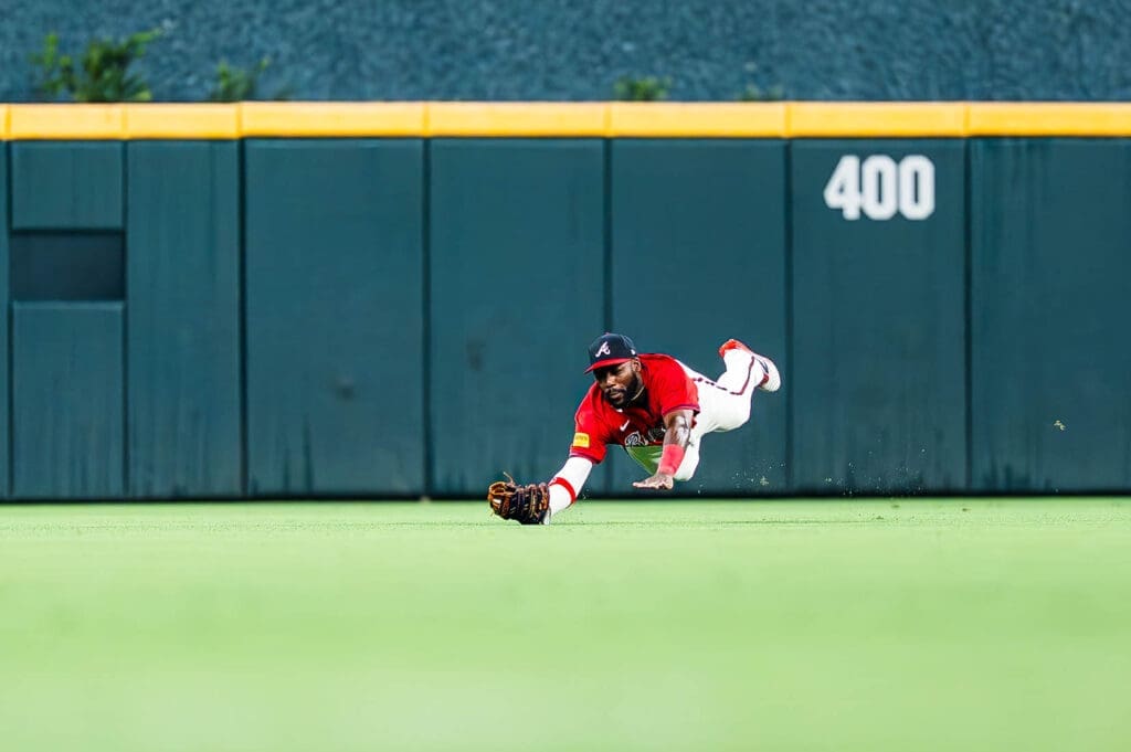 Harris II's struggles at bat overshadow Braves' defensive prowess