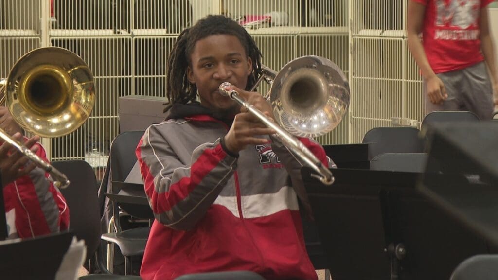 McNair High grad with $3.4 million in scholarships makes college choice