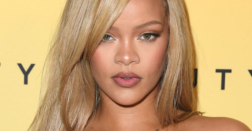Rihanna's Go-To Body Shimmer Is Back (for a Limited Time)
