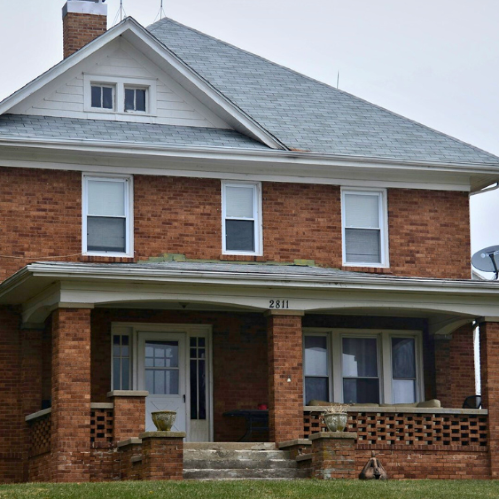 A home for sale by owner in south dakota